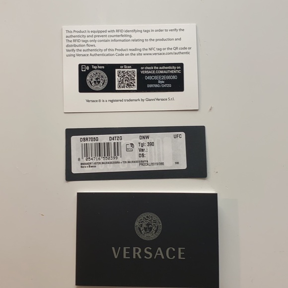 Versace Sneakers - Picture 5 of 5